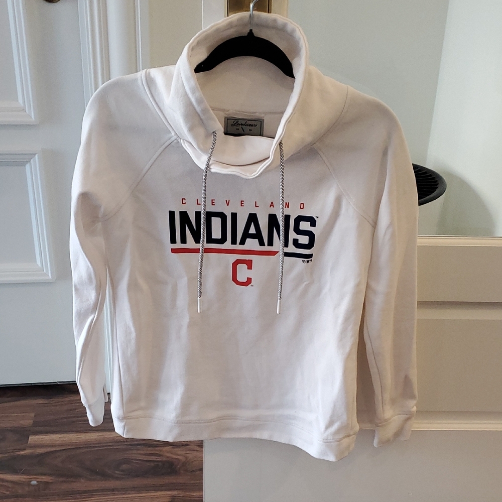 Levelwear Cleveland Indians White Pullover Size XS fits Small